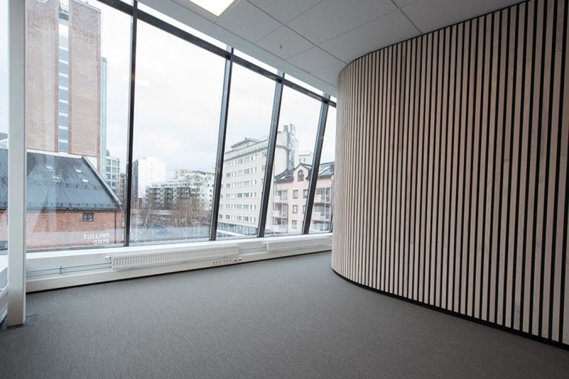 Innvendig glassfasade